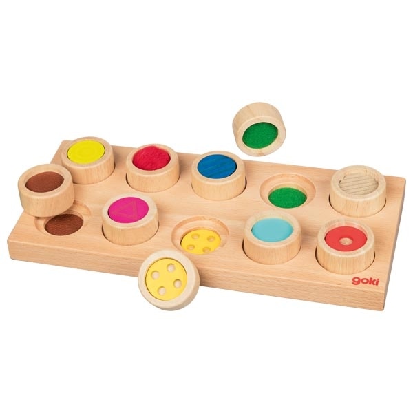 Feel-a-pair textured memory matching game